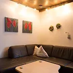 Haus Gant 아파트